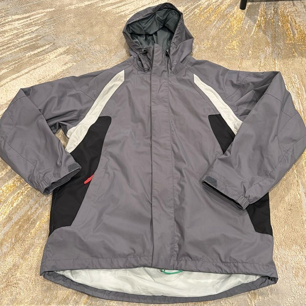 Nike Men Ski Snowboard Winter Waterproof Jacket Nylon Sz M Gray clima-fit EUC
